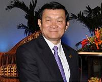 Vietnam leader warns against use of force in territorial rows