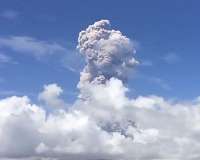 Philippines plans forced evacuations from erupting volcano