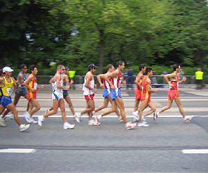Alternate walking and running to save energy, maintain endurance