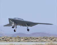X-47B unmanned aerial system demos in-flight refueling