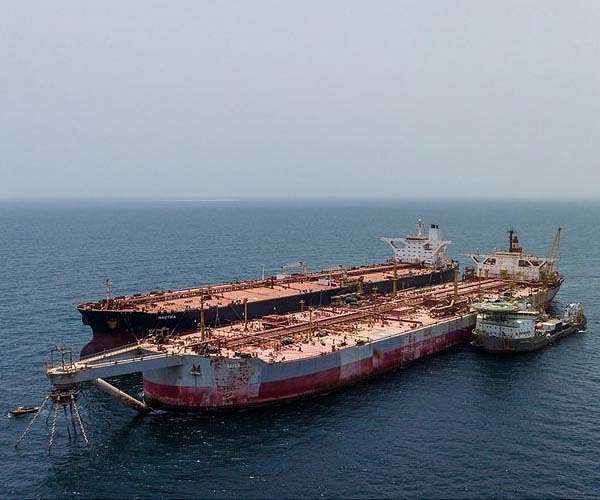 UN finishes removing oil from decaying Yemen tanker