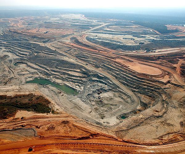 Zambian farmers sue Chinese mining firms over toxic spill