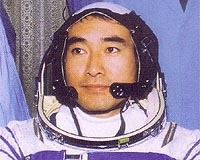 Fighter pilot to be China's first space walker: govt