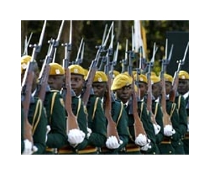 Mugabe, Tsvangirai call for peaceful constitution talks
